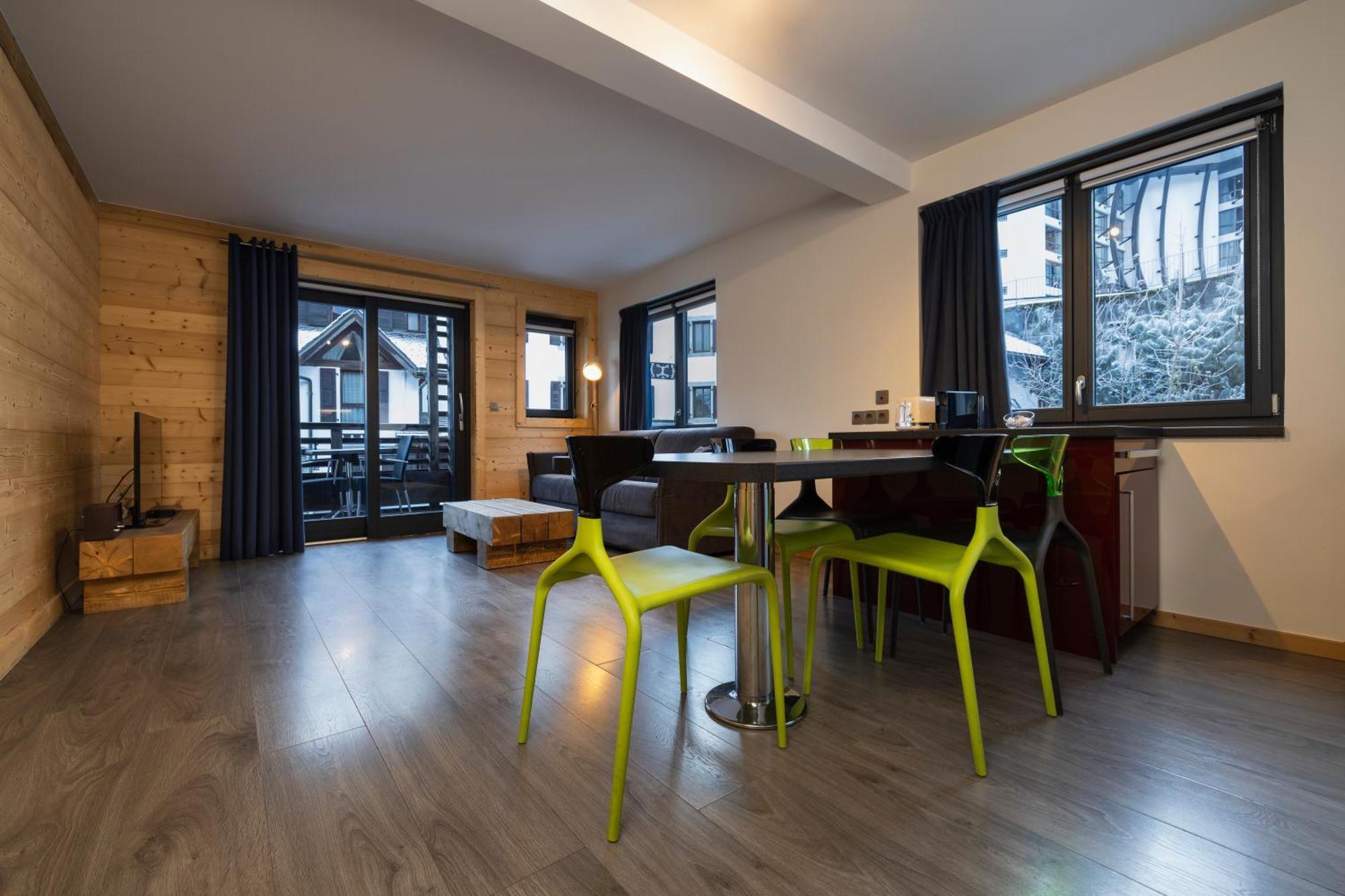Hotel De L'Arve By Happyculture Chamonix Bagian luar foto