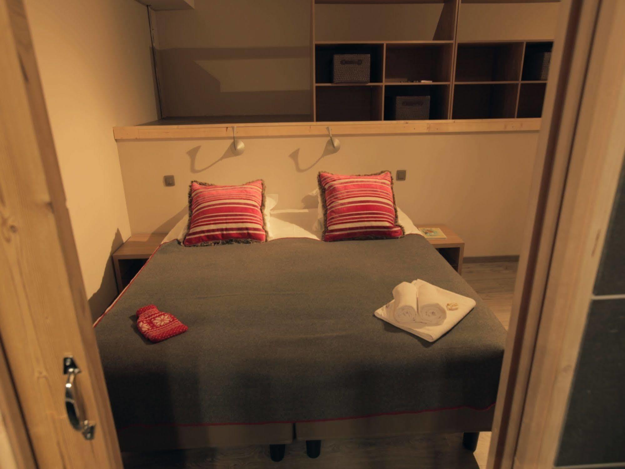 Hotel De L'Arve By Happyculture Chamonix Bagian luar foto